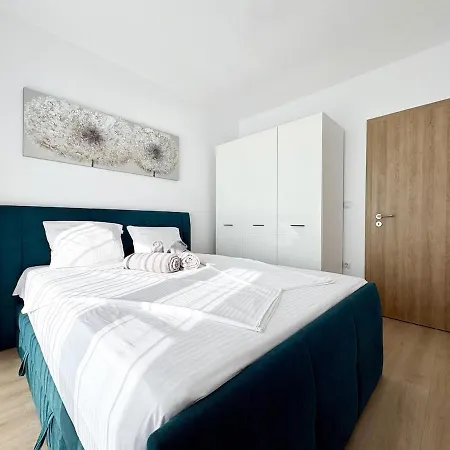 Sea View 3 * Warna