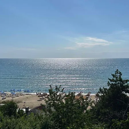 Apartment Sea View 3 Warna